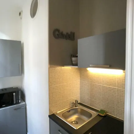Joli Studio Au Coeur De Poitiers